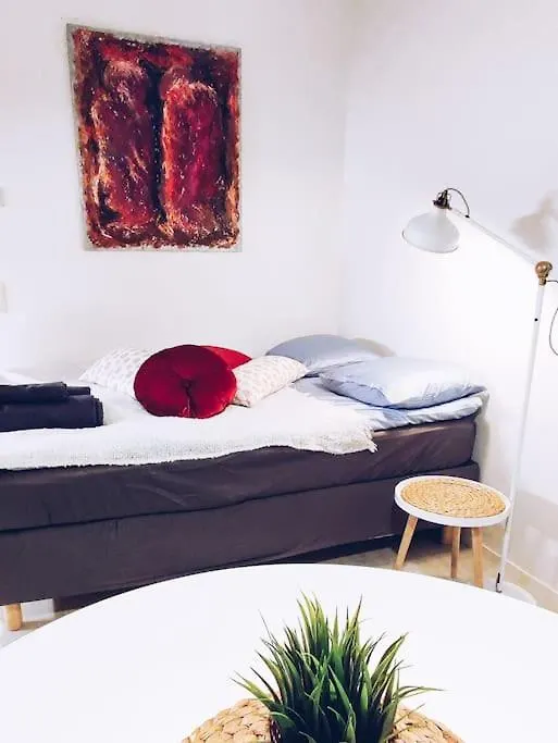 New Studio Ruby Near Helsinki Airport In Kivistoe Vantaa Apartment